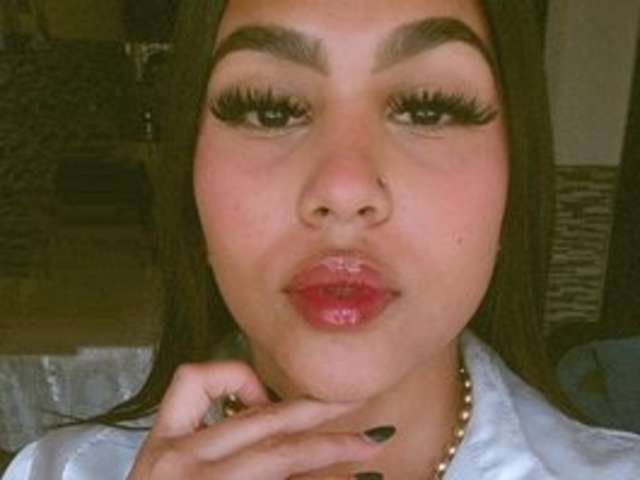 go to chat with Andrea-Foxwell