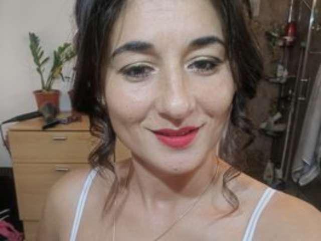 go to chat with Anemarie89