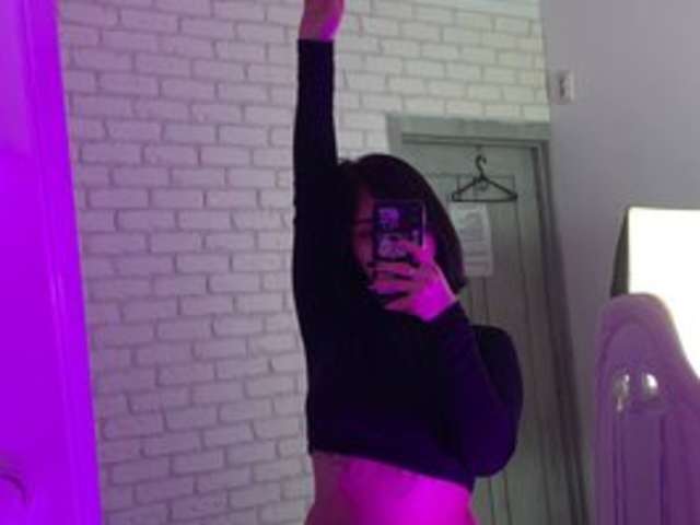 go to chat with AngelBraun