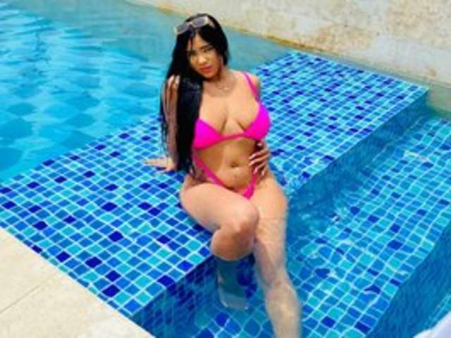 go to chat with AngelRouse