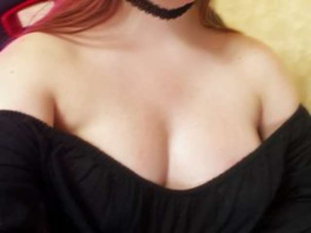 go to chat with AngelRoxy