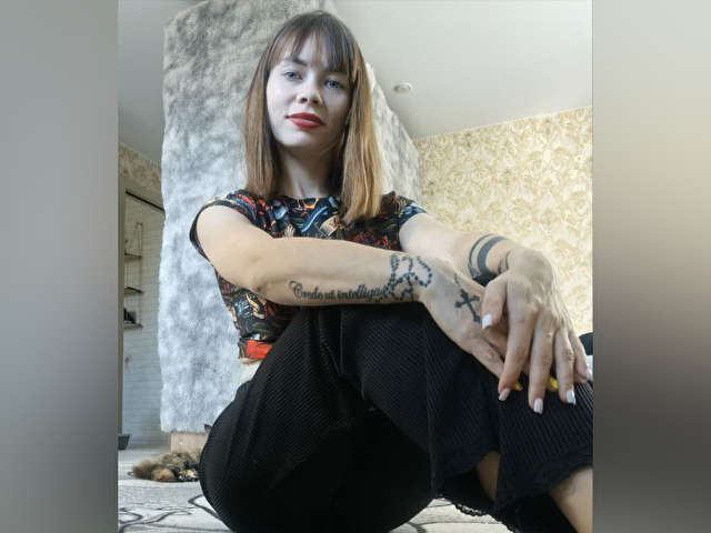 go to chat with AngelicaLaur