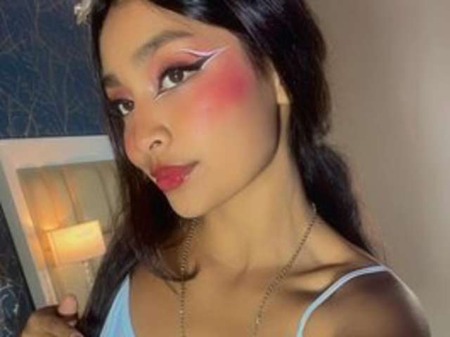 go to chat with AngelicaMoris