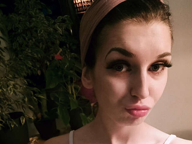 go to chat with Angeliczka