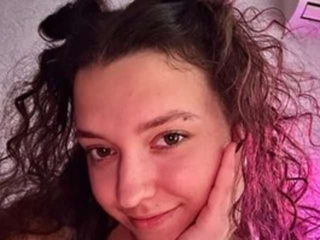 go to chat with Angelinasex13