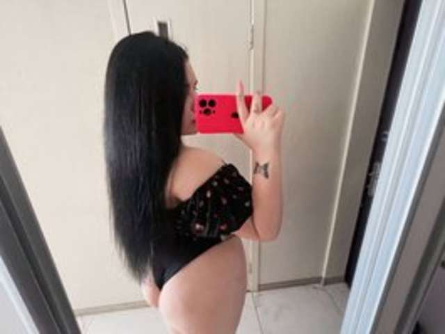 ANIKAKISS amateur webcam photo