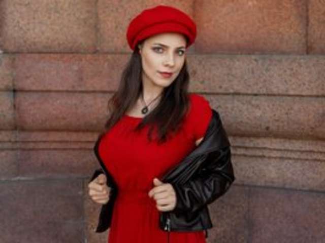 go to chat with Anita-Anis
