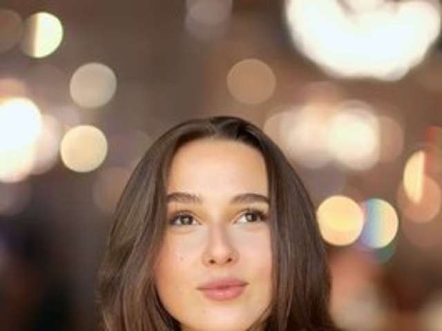 go to chat with AnitaGrey