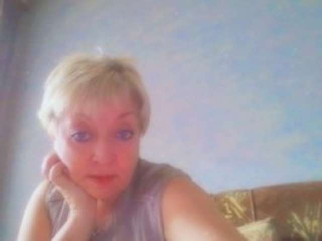 go to chat with AnjelElinor