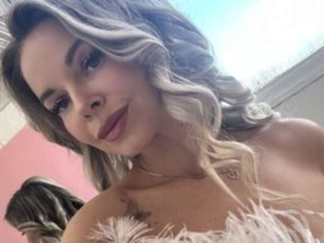 go to chat with AnnaHere