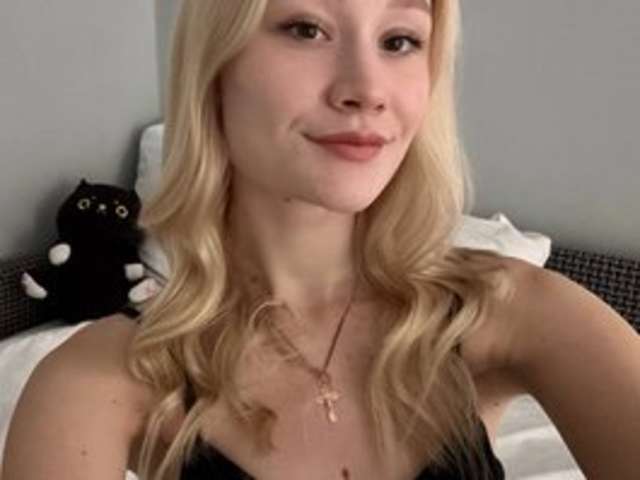 go to chat with AnnaNolan