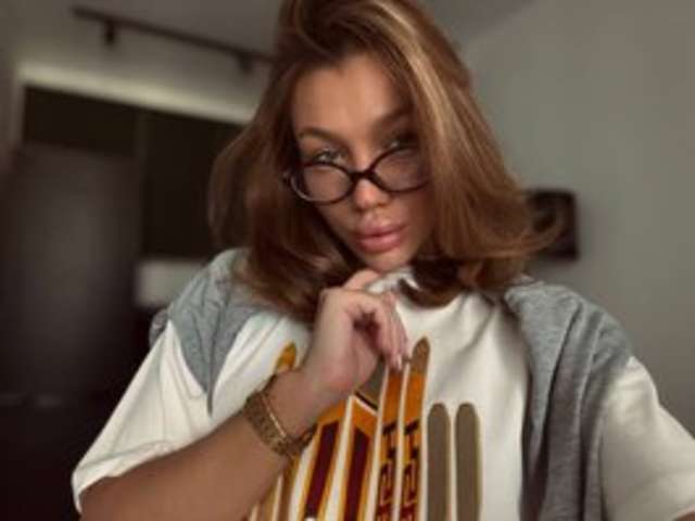 go to chat with AnnaRalphs