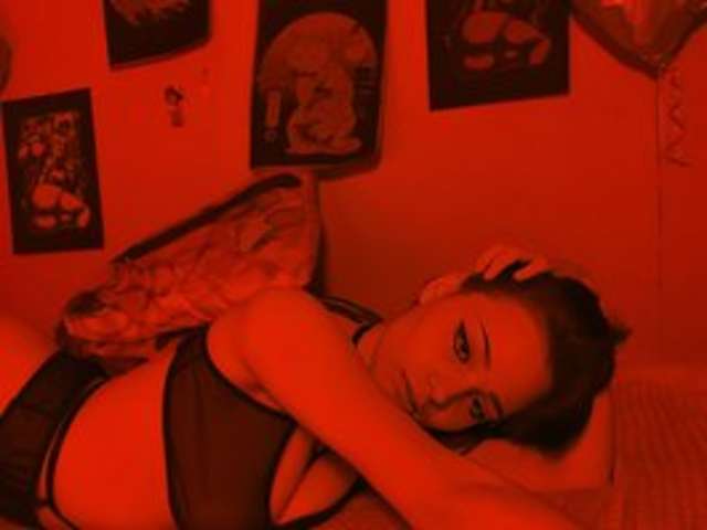 go to chat with AnnaSinger