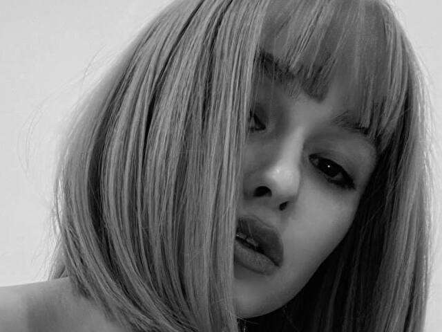 go to chat with AnnaSwanson