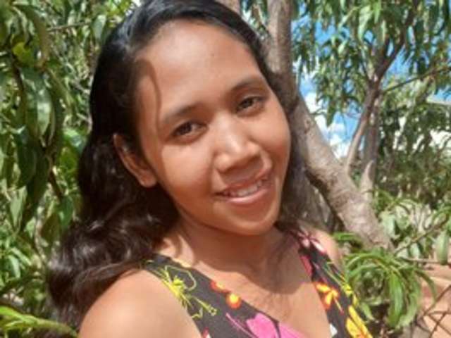 go to chat with Annaha