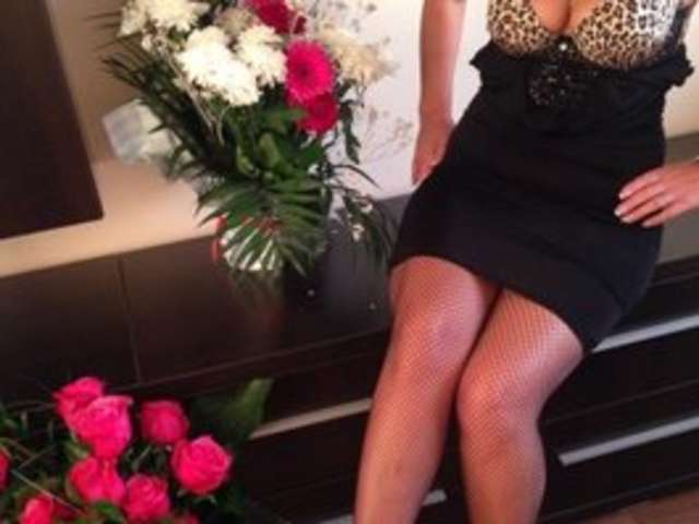 go to chat with Anne5