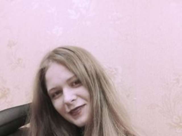 go to chat with Annie