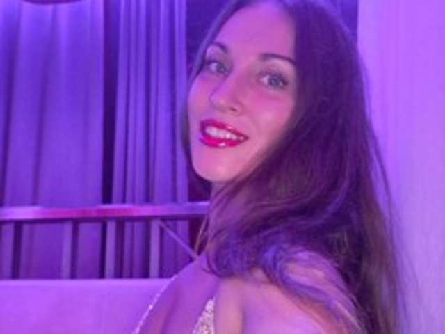 go to chat with AnnyEcstasy