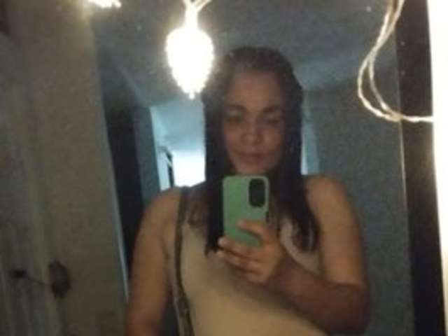 go to chat with AntonellaaLove