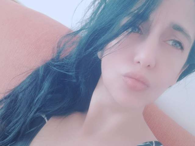 go to chat with Arabela