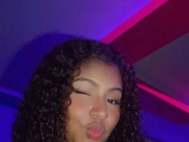 go to chat with Aria161