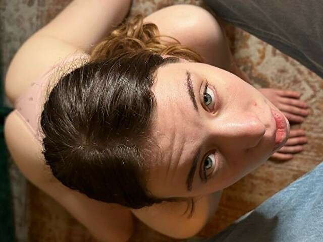 go to chat with Ariadinda