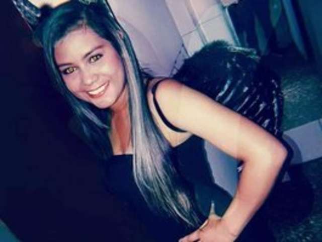 go to chat with Ariel3