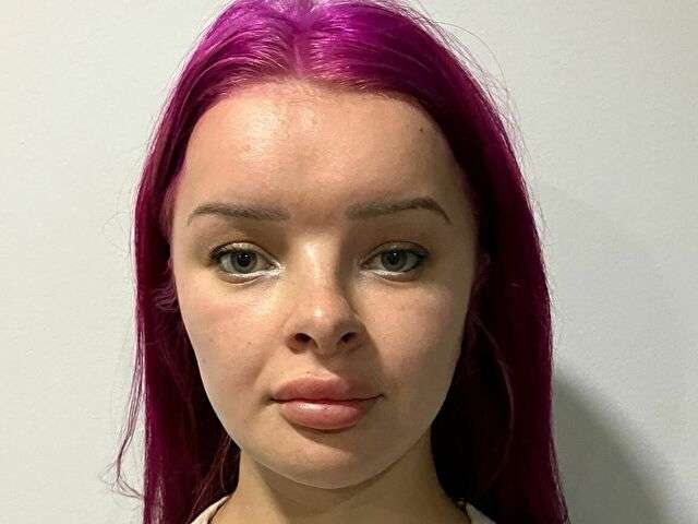 go to chat with AryaHeart