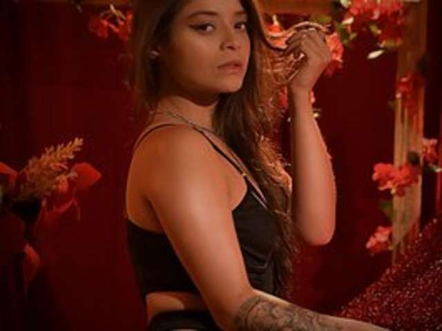 go to chat with AryaLovejoy