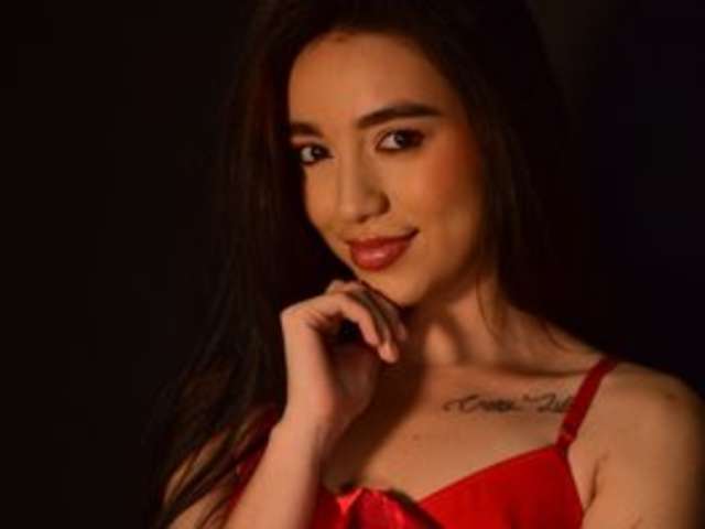 go to chat with Ashley-7777