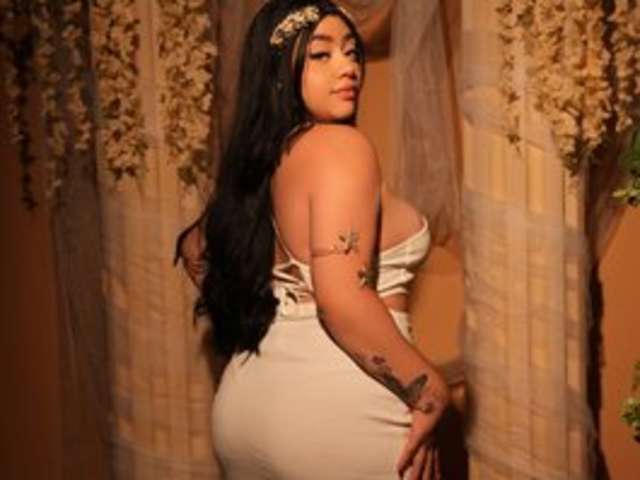 go to chat with AshlynParker