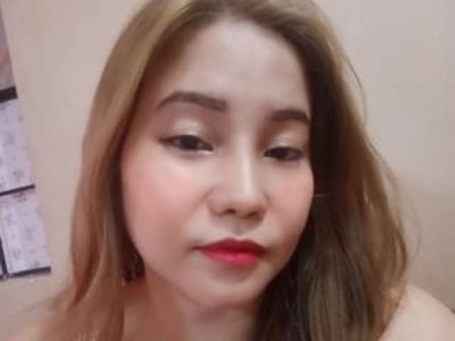 go to chat with AsianCherry29