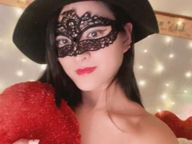 go to chat with Asiantinaaa