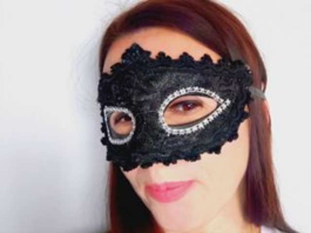 go to chat with Asja