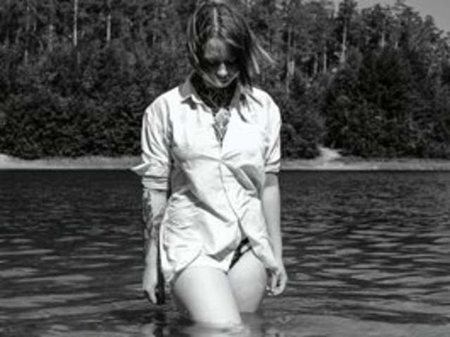 go to chat with AskaXomova