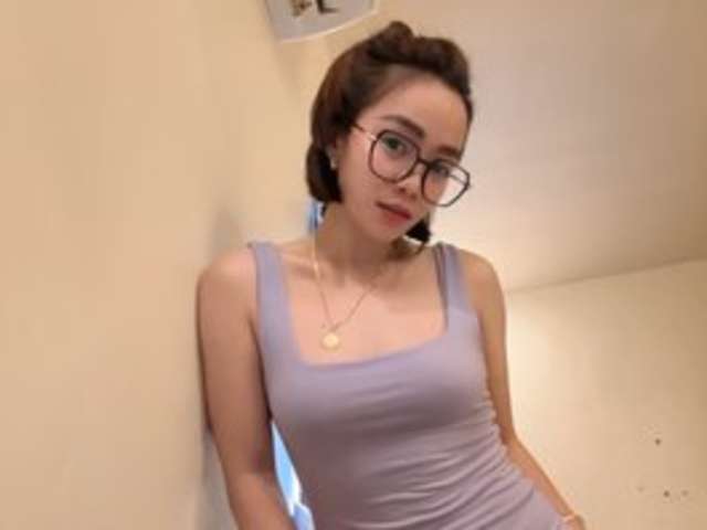 go to chat with Astridhottie