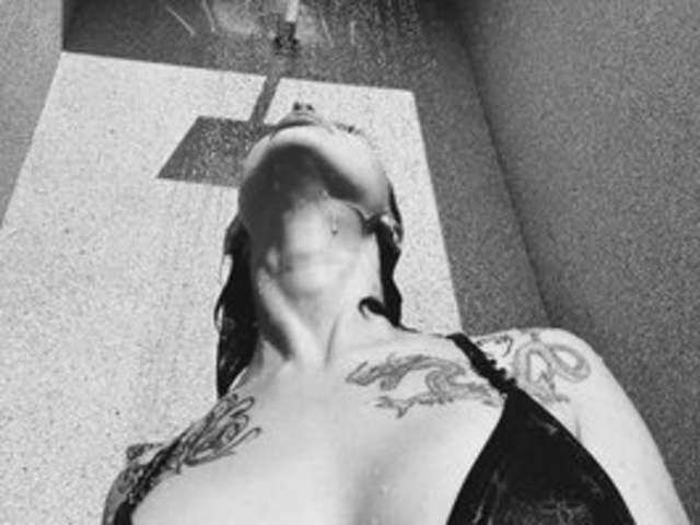 go to chat with Atamansha-009