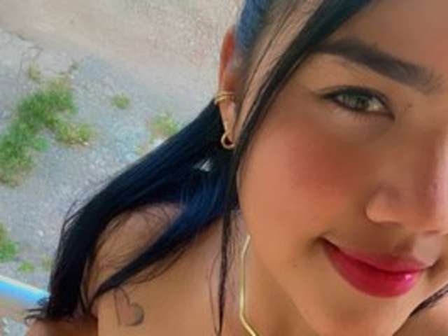 go to chat with Atenea