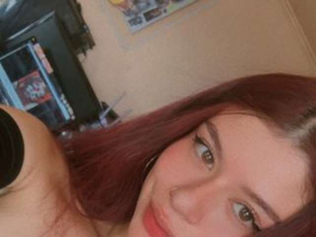 go to chat with Aura-Moon