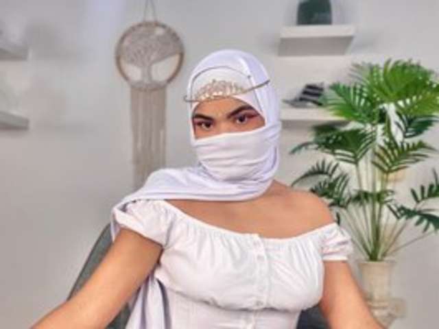 go to chat with Aura-cuutee