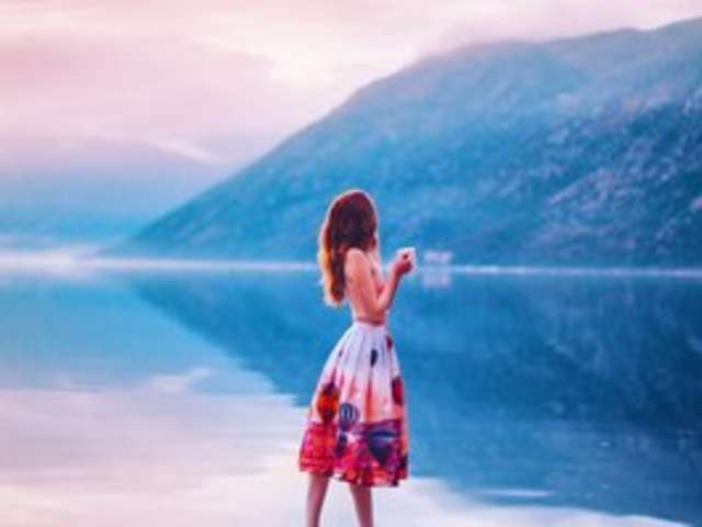 go to chat with Aurora99
