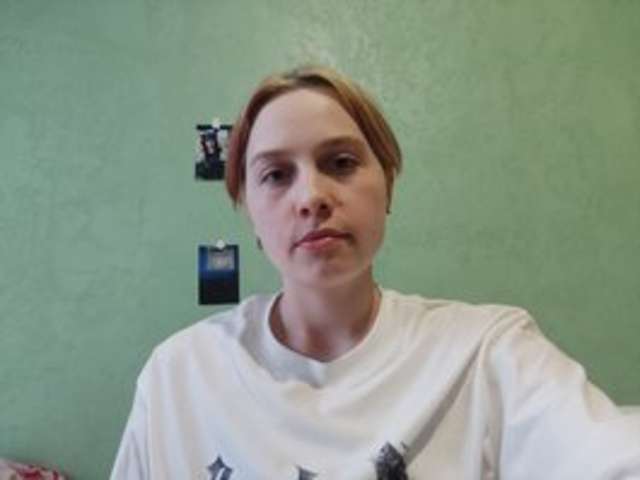 go to chat with AveryFleurent