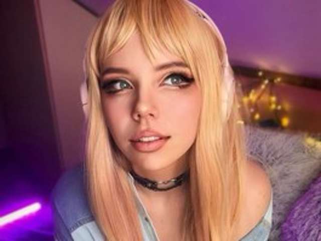 go to chat with AyraLust