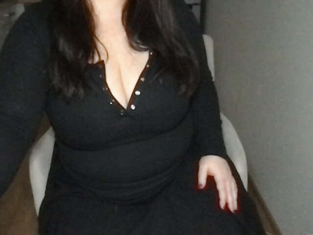 go to chat with BBWMILFAnna