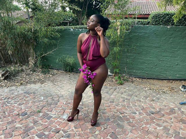 go to chat with BLACKDOLL