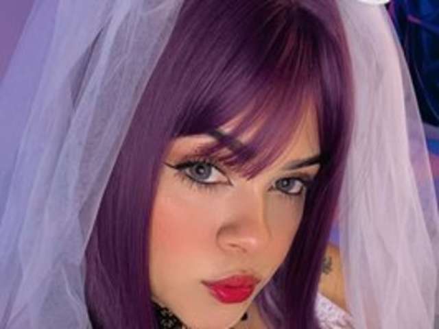 go to chat with Babyakira