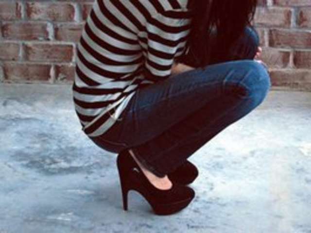 go to chat with BeatriceGlory