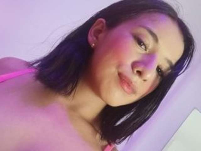 go to chat with BeccaMatts