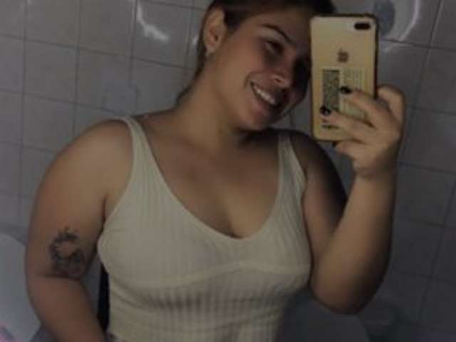 go to chat with Belindahot33