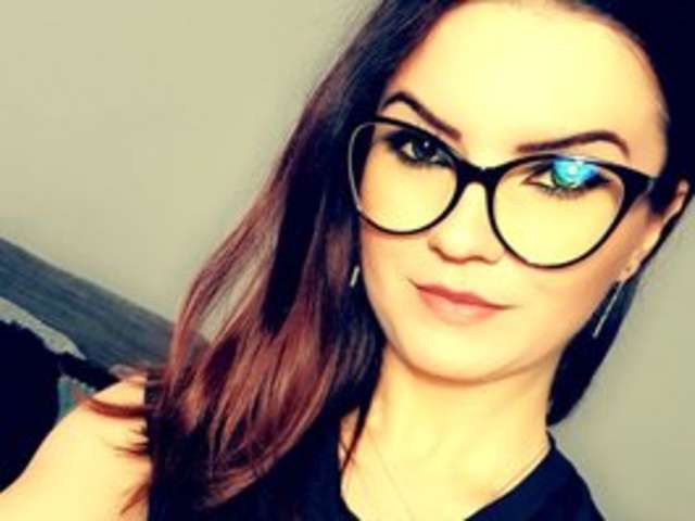go to chat with Bella-Diamond